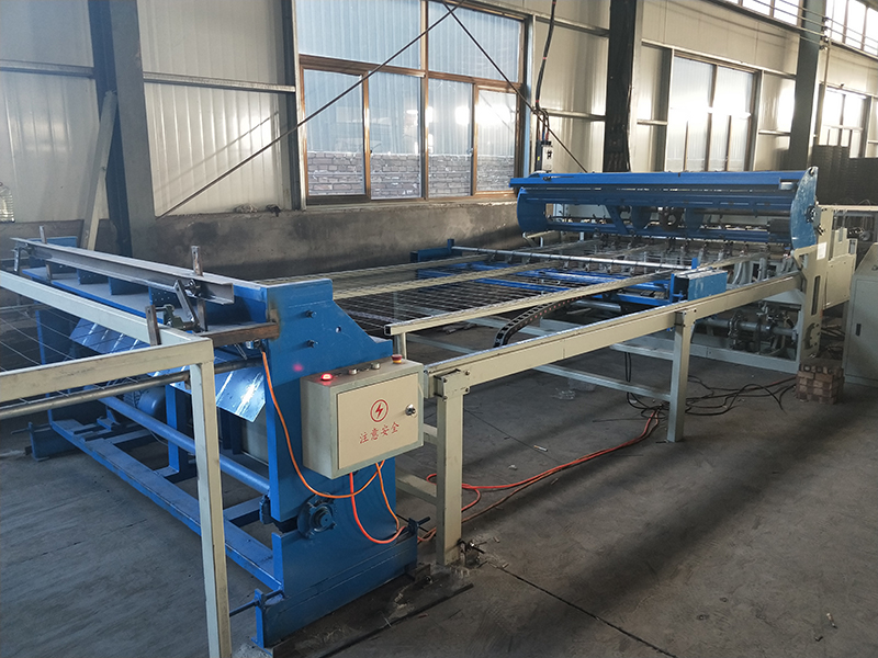 全自動(dòng)焊網(wǎng)機(jī) 全自動(dòng)焊網(wǎng)機(jī)